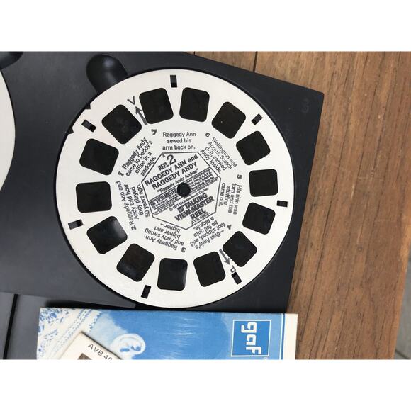 Raggedy Ann and Raggedy Andy Vintage GAF Talking View Master Reels - Retro Toy - Picture 8 of 9